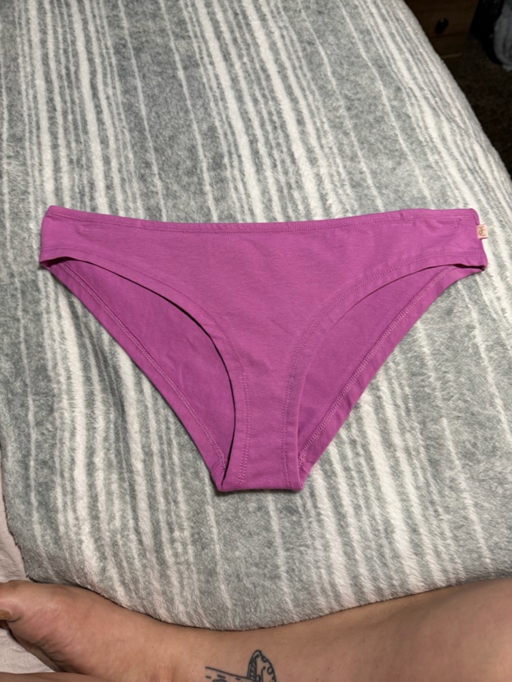 🌧️🦇Juicy Couture Vibrant Magenta Women’s Intimates Panties